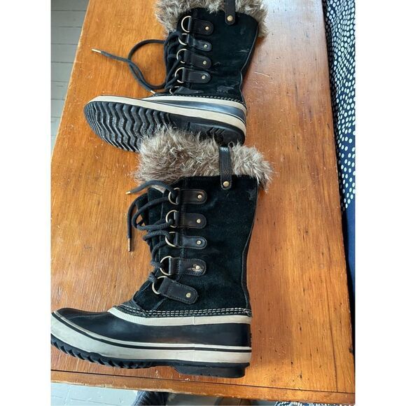 Sorel black suede Joan of Arc boots 7 - Picture 4 of 9